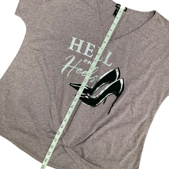 Delusional Women’s Purple Graphic V Neck Tee with Heels Design EUC - Picture 3 of 6